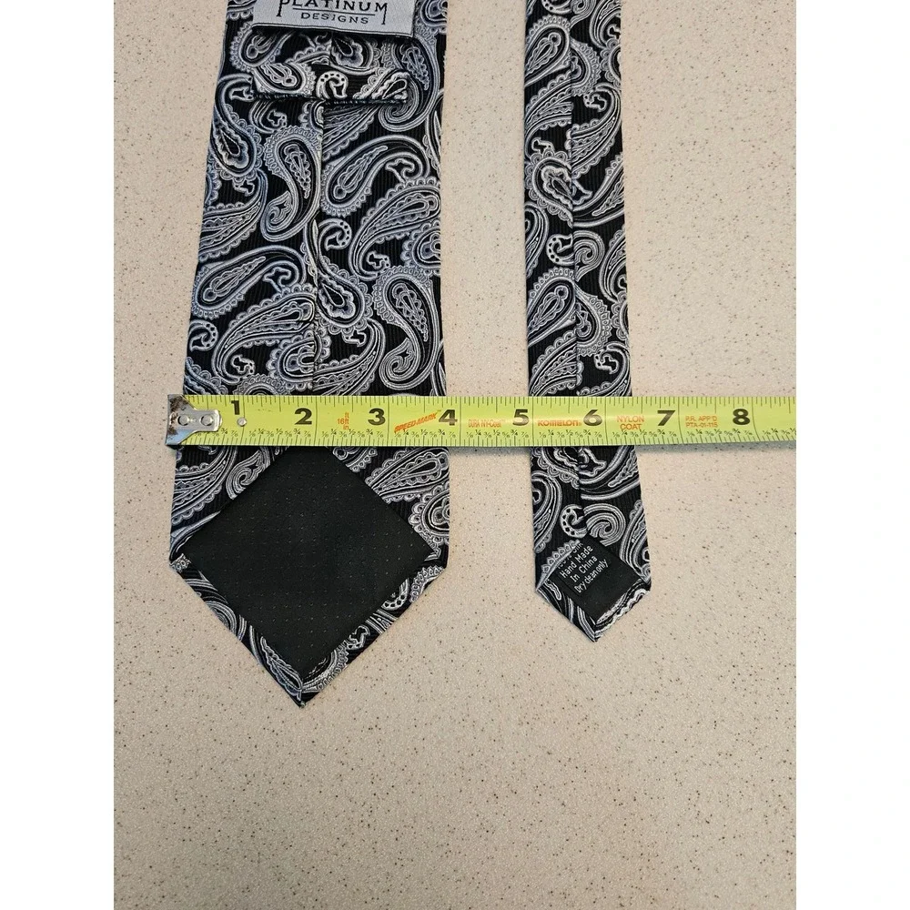 Platinum Designs Mens Silk Necktie Black Silver Grey Paisley Hand Made 58 Inch